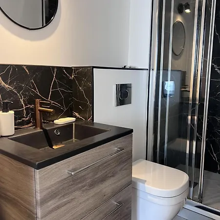 شقة Cozy By The Moulin Rouge *